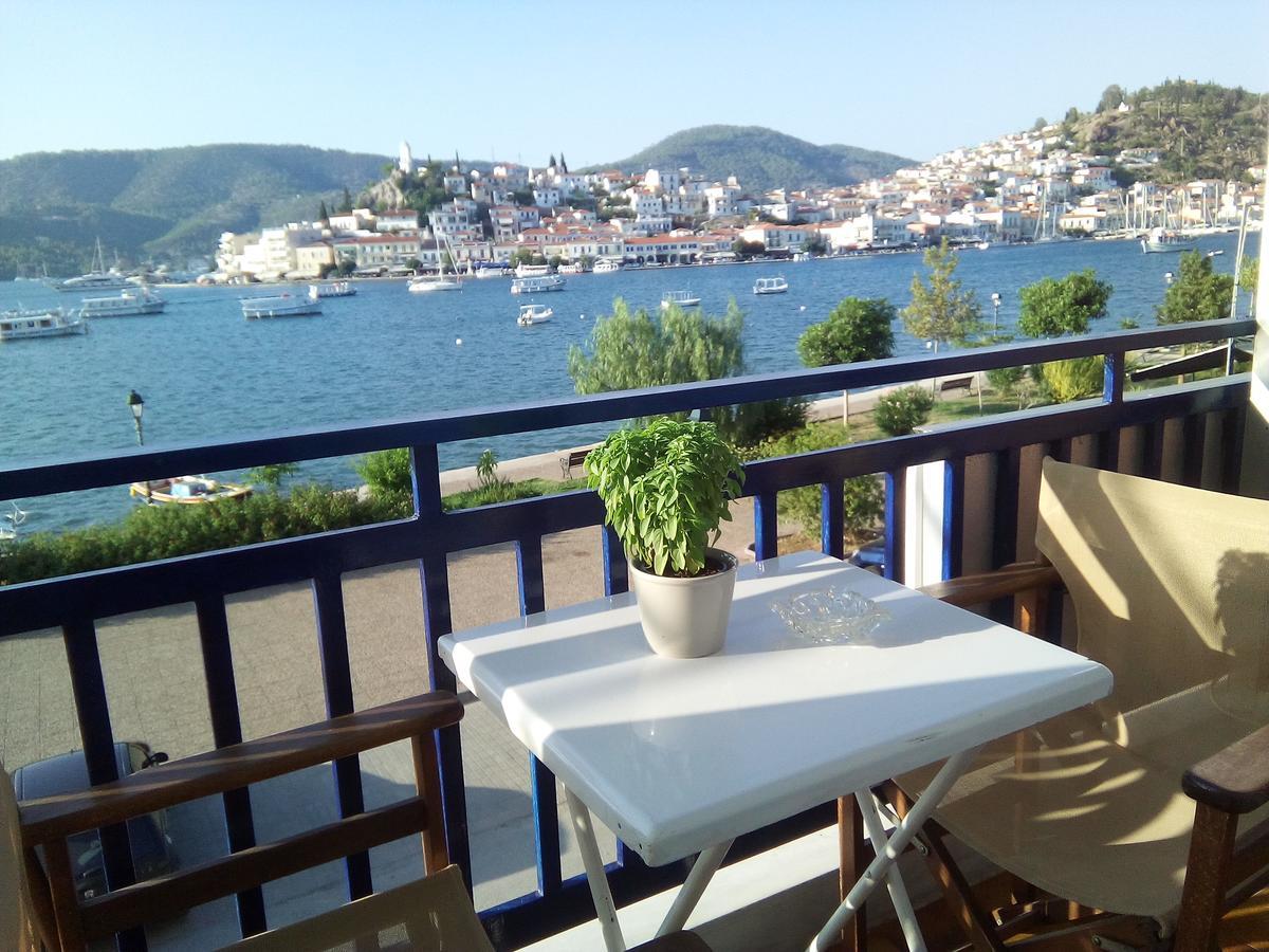 Bissias Guest House Galatás Bagian luar foto